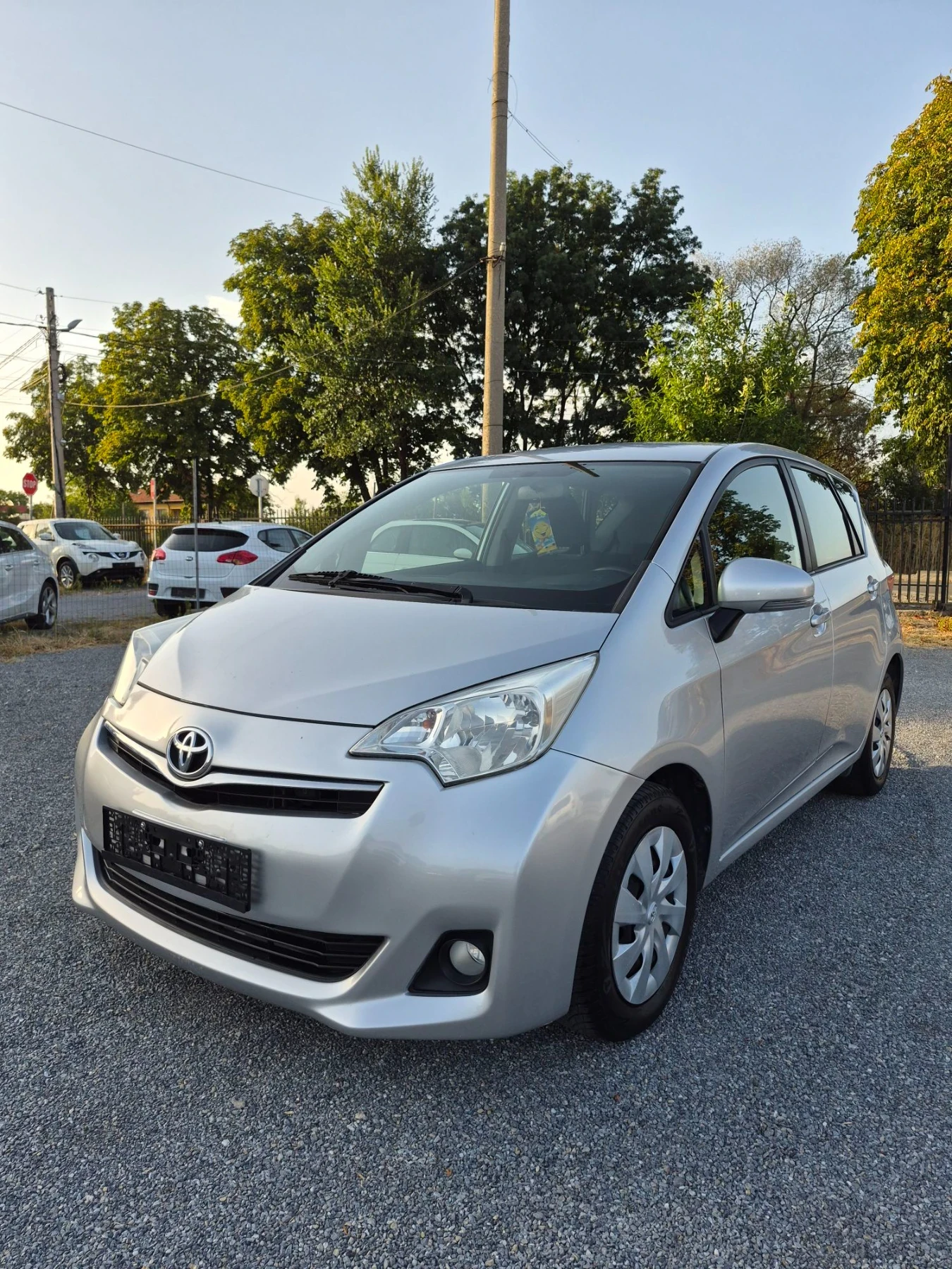 Toyota Verso S 1.4 D4D Evro 5, снимка 2 - Автомобили и джипове - 55892066