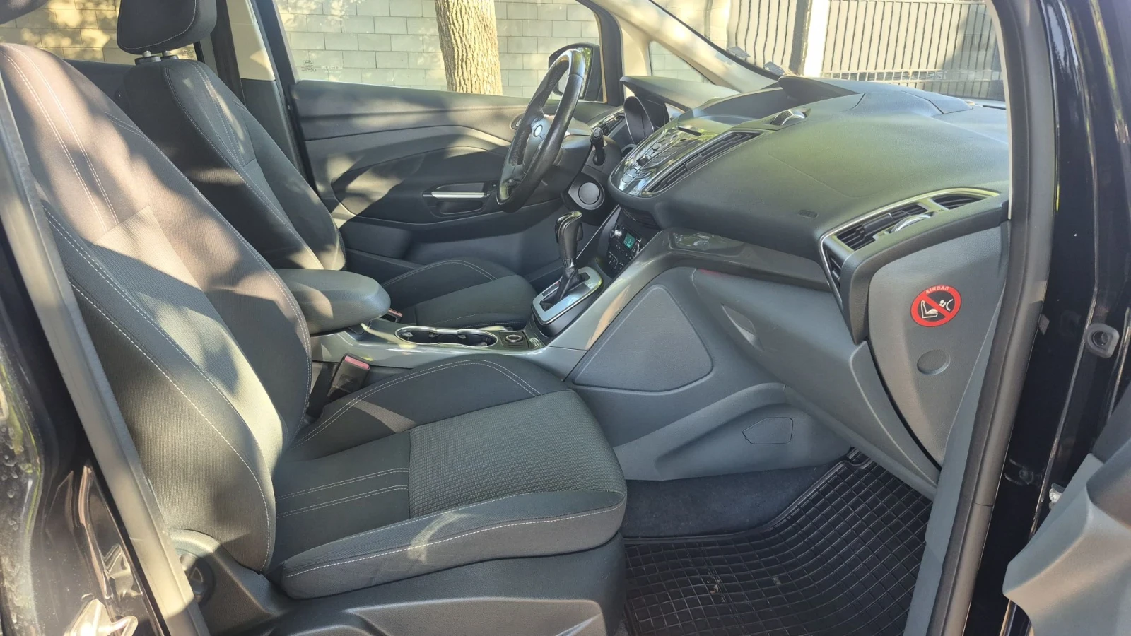 Ford C-max 2.0TDCI * 129 000 km * FULL * Автомат* РАЗПРОДАЖБА, снимка 11 - Автомобили и джипове - 55964320