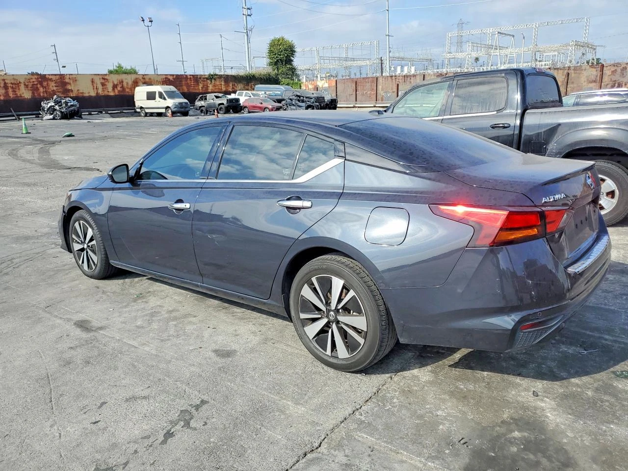 Nissan Altima 2.5l Sl, снимка 2 - Автомобили и джипове - 56203051