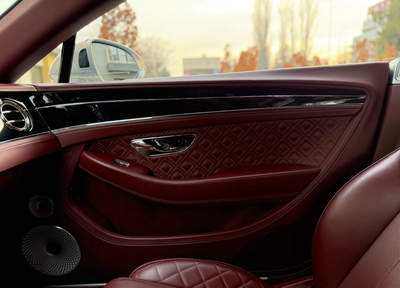 Bentley Continental gt 6.0 W12 Mulliner, снимка 10 - Автомобили и джипове - 56368509