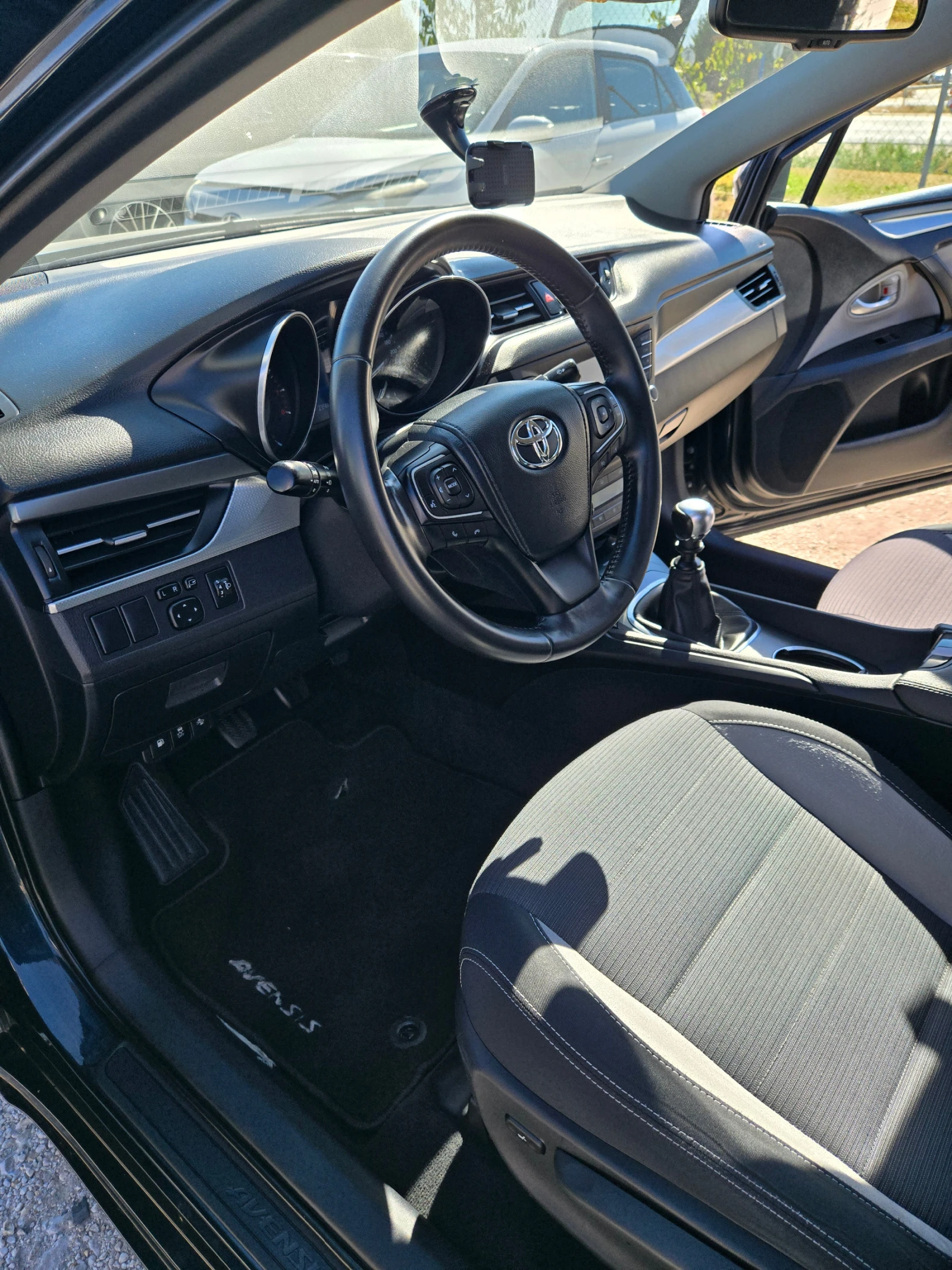 Toyota Avensis | Mobile.bg � ����������� 2