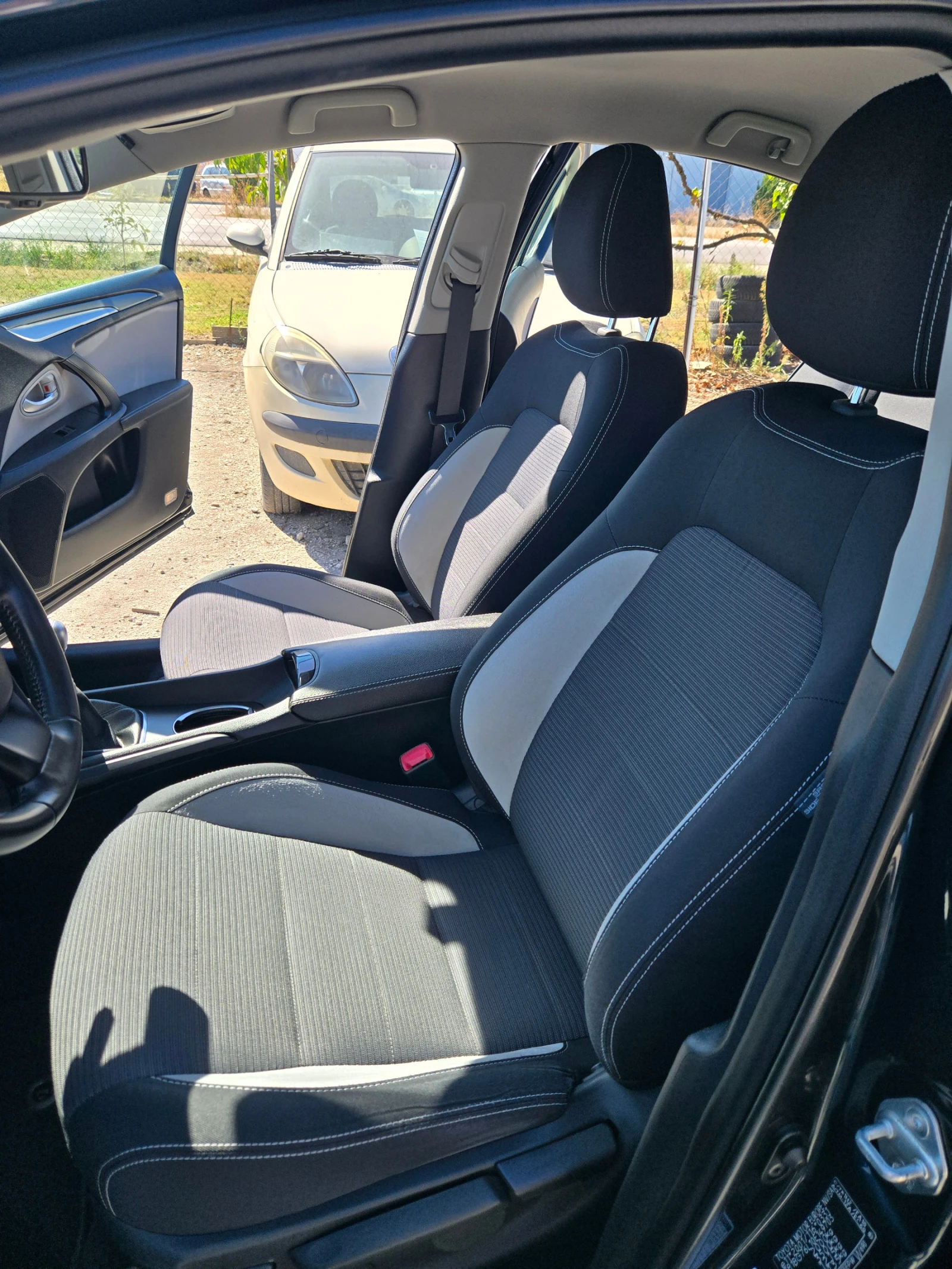 Toyota Avensis | Mobile.bg � ����������� 3