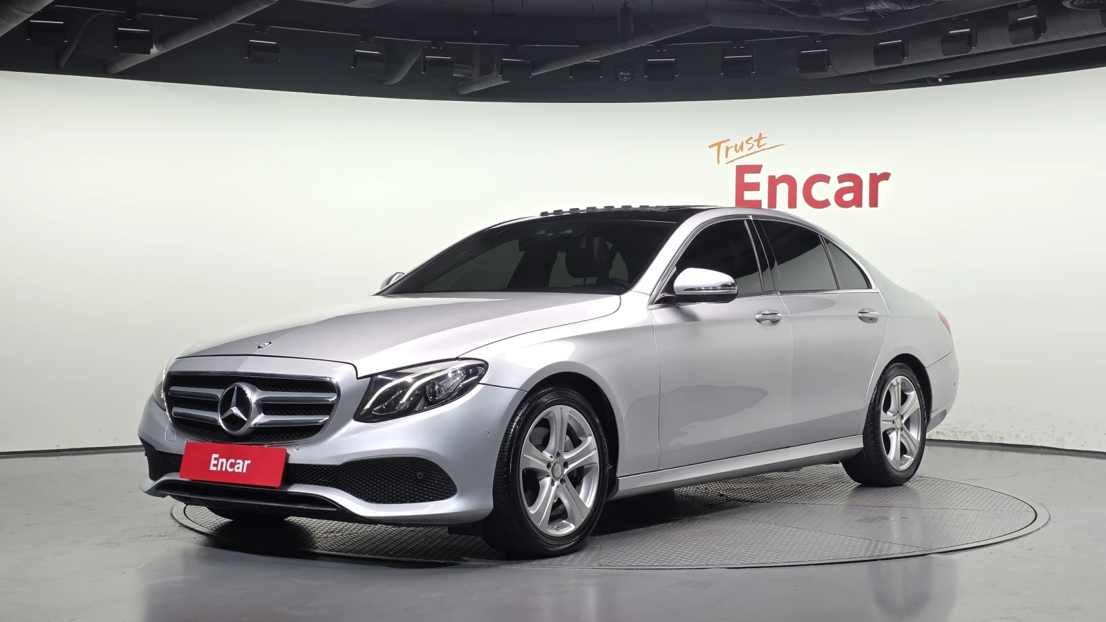 Mercedes-Benz E 200 HUD BLIND SPOT ЛЮК КРАЙНА ЦЕНА* encareu.com