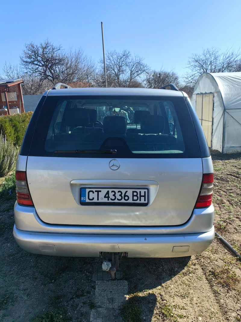 Mercedes-Benz ML 270, снимка 3 - Автомобили и джипове - 49443614