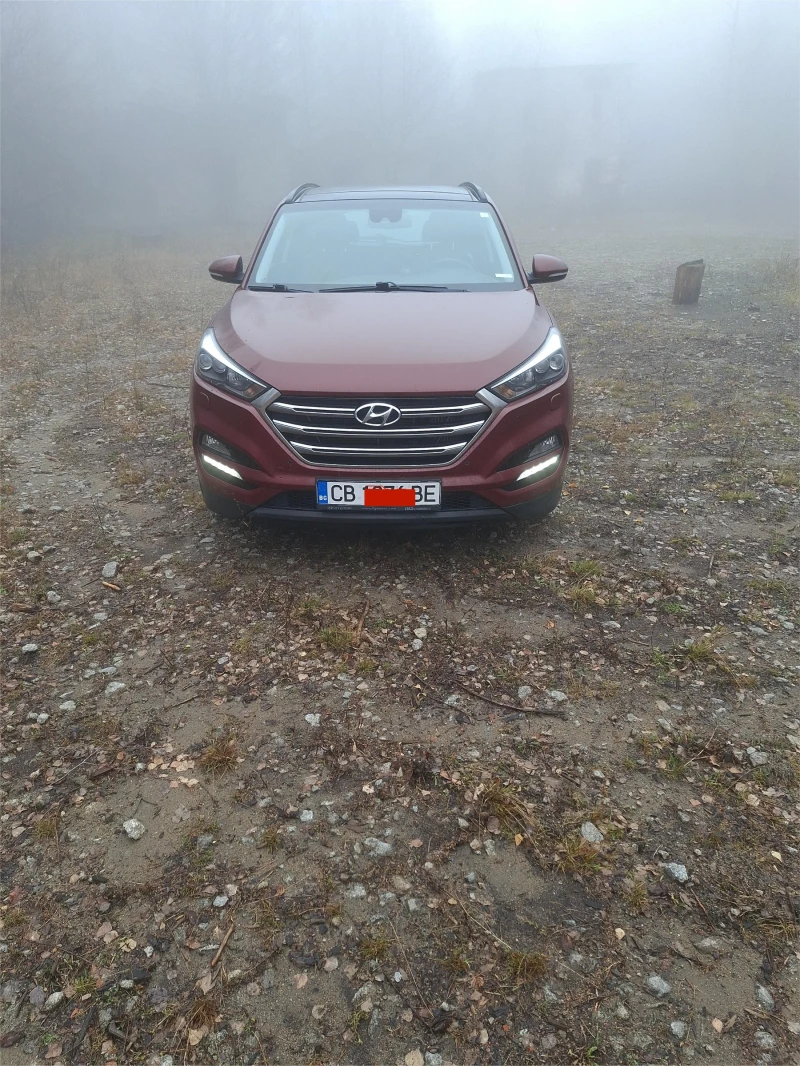 Hyundai Tucson 2.0CRDI, снимка 3 - Автомобили и джипове - 52666018