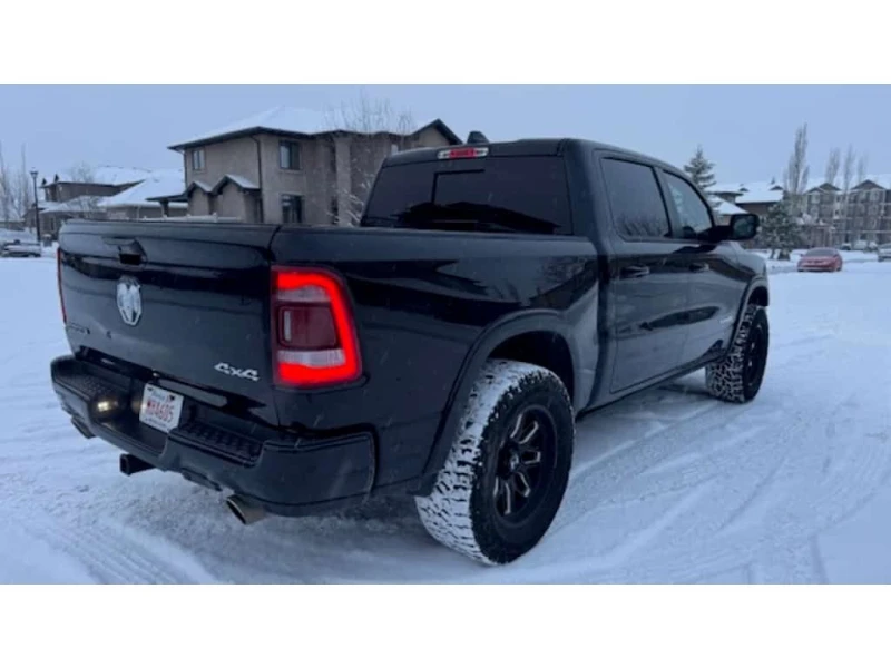 Dodge RAM 1500 * Laramie 4x4 Crew Cab 5'7" Box DIESEL * C, снимка 5 - Автомобили и джипове - 53529161