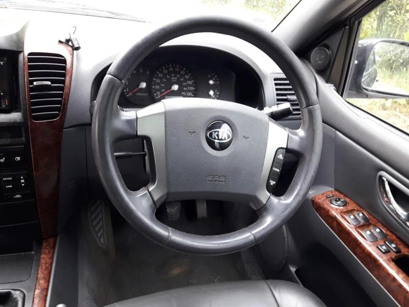 Kia Sorento 2.5 CRDI , снимка 7 - Автомобили и джипове - 21837914