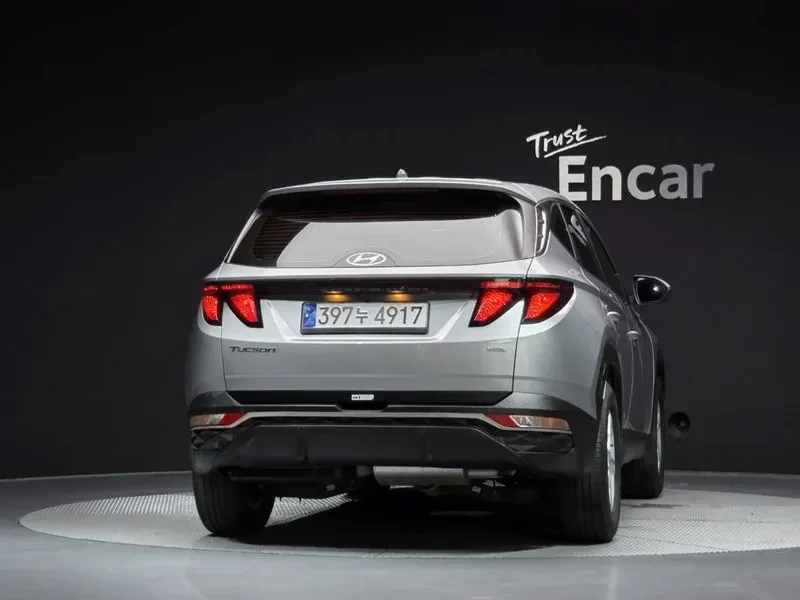 Hyundai Tucson 2.0 4Wd Modern, снимка 4 - Автомобили и джипове - 55937388