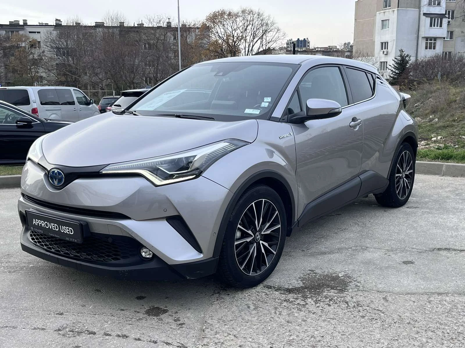 Toyota C-HR Classy 1.8 Hybrid - изображение 2