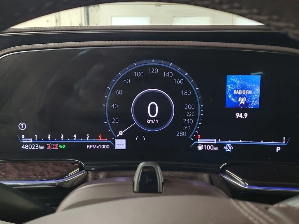 Cadillac Escalade * 4WD SPORT PLATINUM * CARFAX * БЕЗ ПЪРВОНАЧАЛНА В - изображение 9