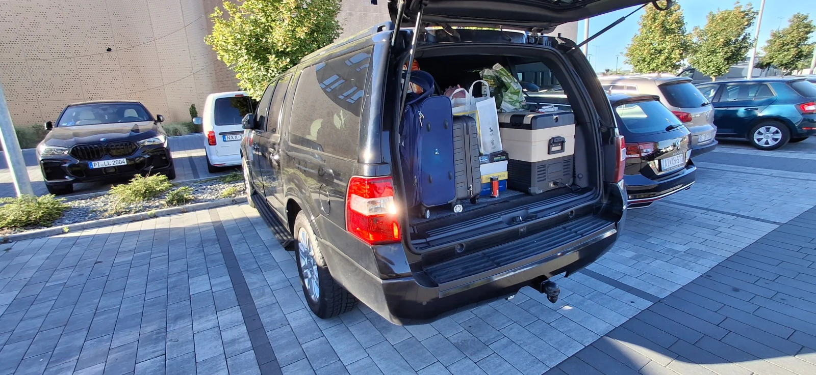 Ford Expedition XLT - изображение 2