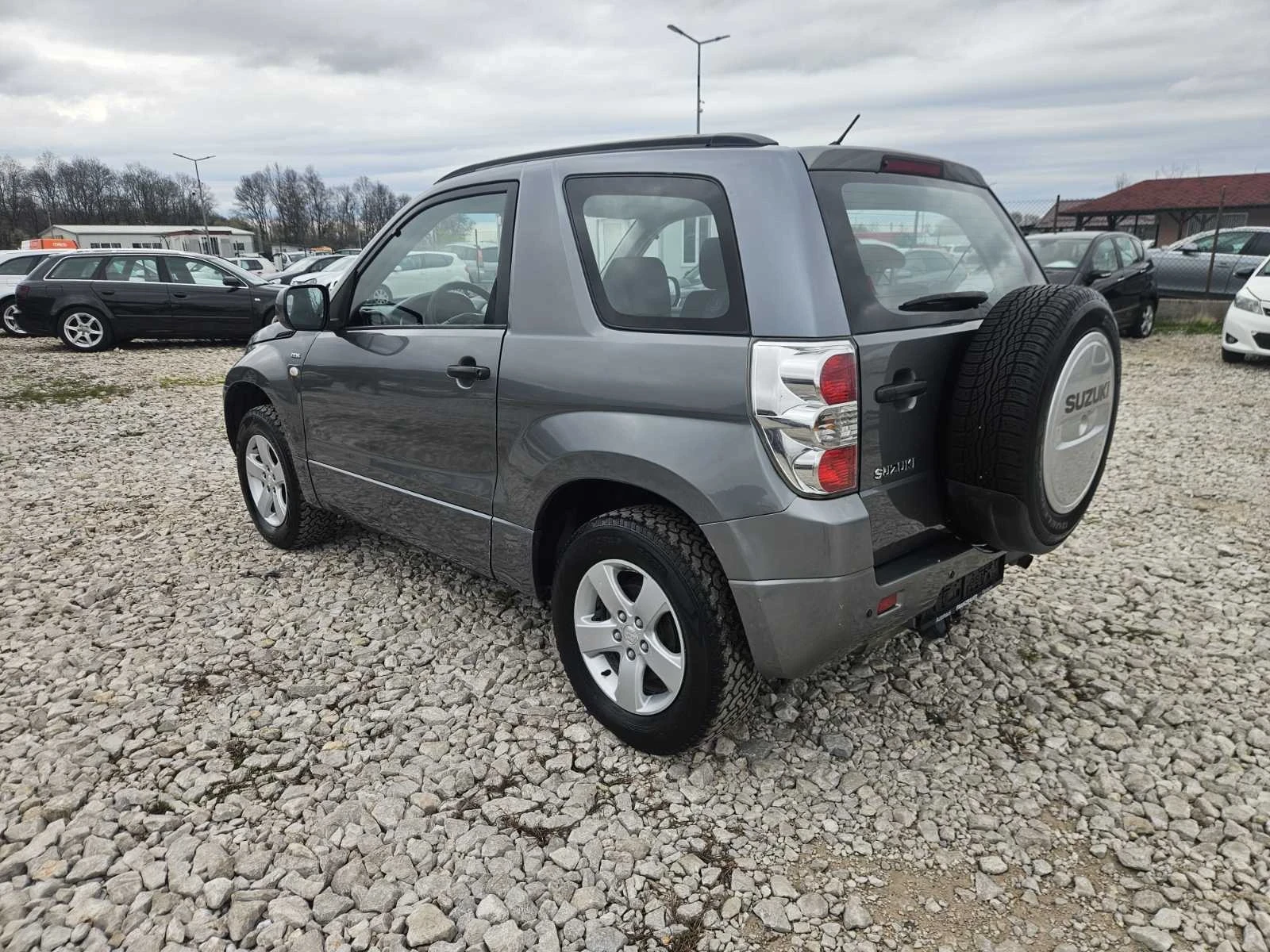 Suzuki Grand vitara 1.9 DDIS TOP!!! ITALY, снимка 3 - Автомобили и джипове - 54032455