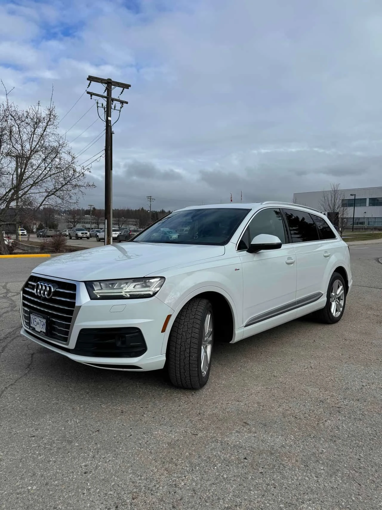 Audi Q7 3.0T Technik /LED/360/DIS/BOSE/AMBIENT/ОБДУХВАНЕ, снимка 6 - Автомобили и джипове - 54283699