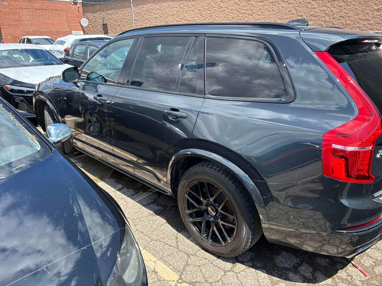 Volvo Xc90 R Design  CARFAX, снимка 2 - Автомобили и джипове - 54663290