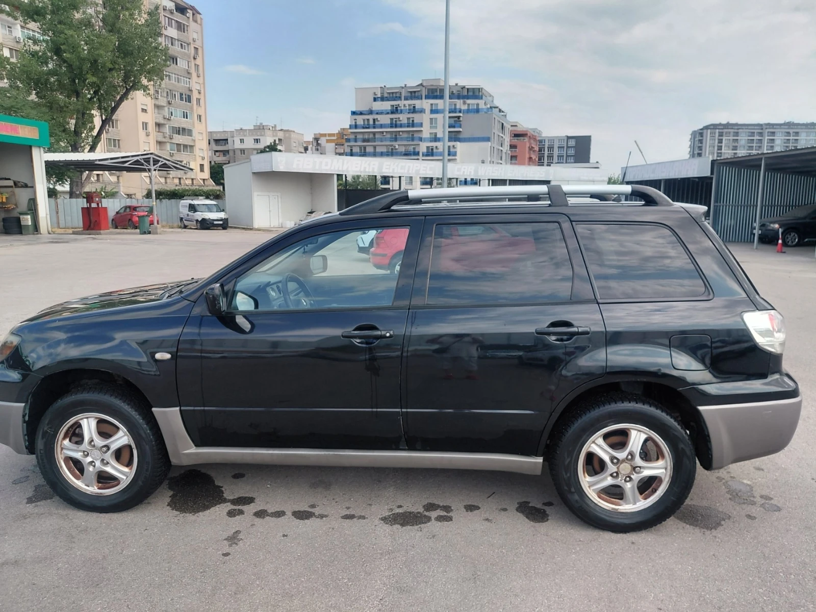Mitsubishi Outlander, снимка 3 - Автомобили и джипове - 55087593