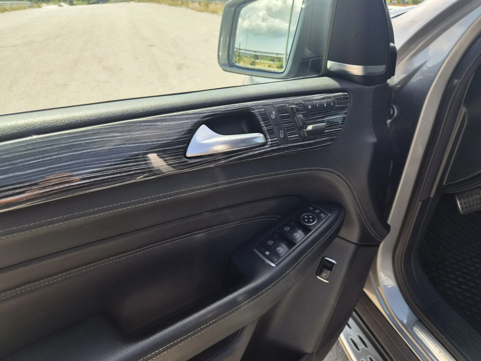 Mercedes-Benz ML 350 Мерцедес ML350, 143000км, ТОП, снимка 14 - Автомобили и джипове - 55466626