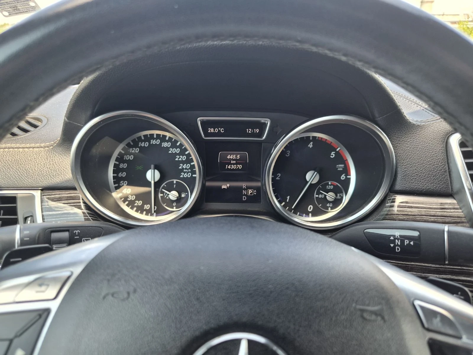 Mercedes-Benz ML 350 Мерцедес ML350, 143000км, ТОП, снимка 9 - Автомобили и джипове - 55466626