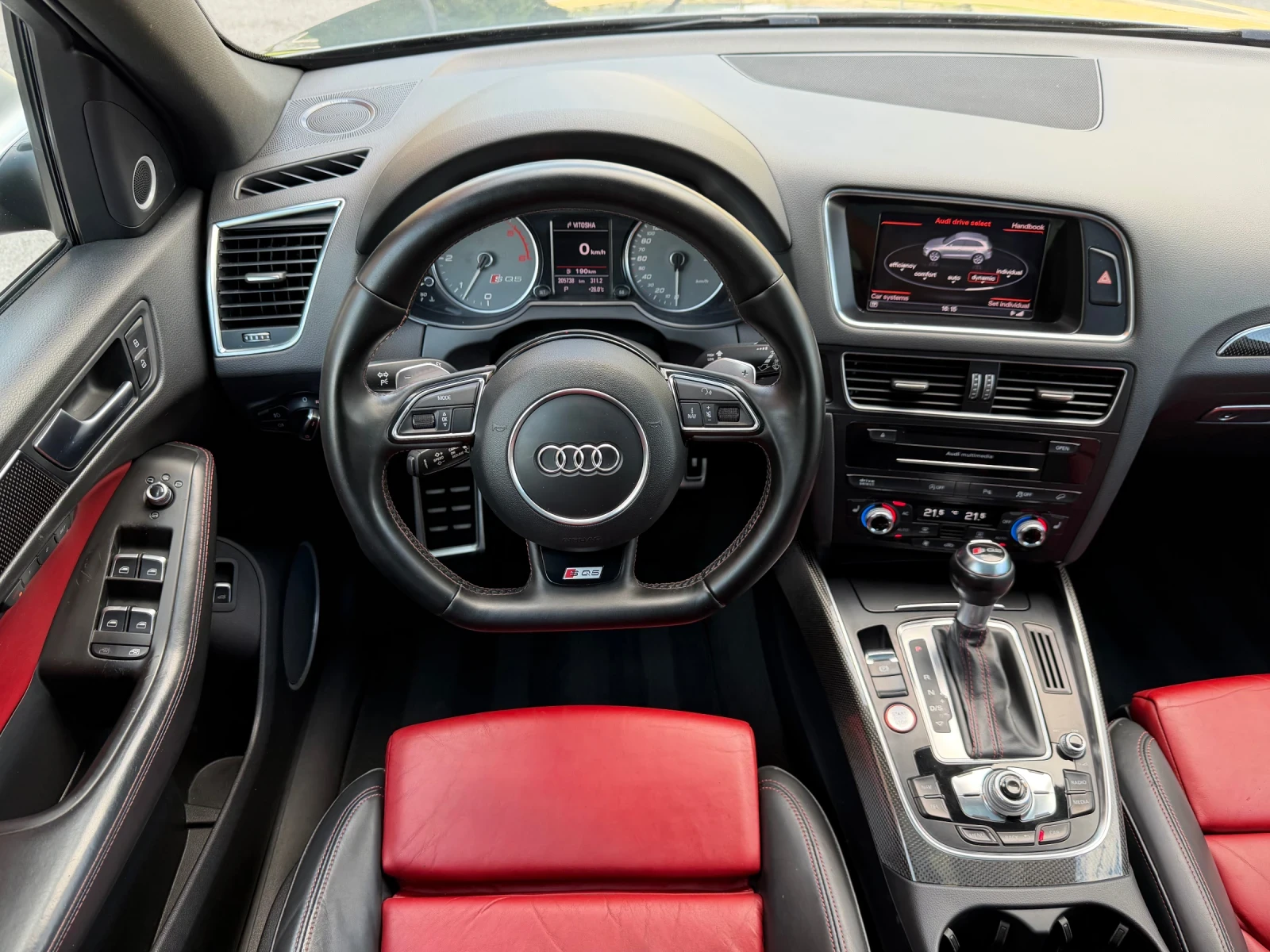 Audi Q5  SQ5 3.0BITDI/B&O/Дистроник/Carbon/Keyless, снимка 10 - Автомобили и джипове - 55504867
