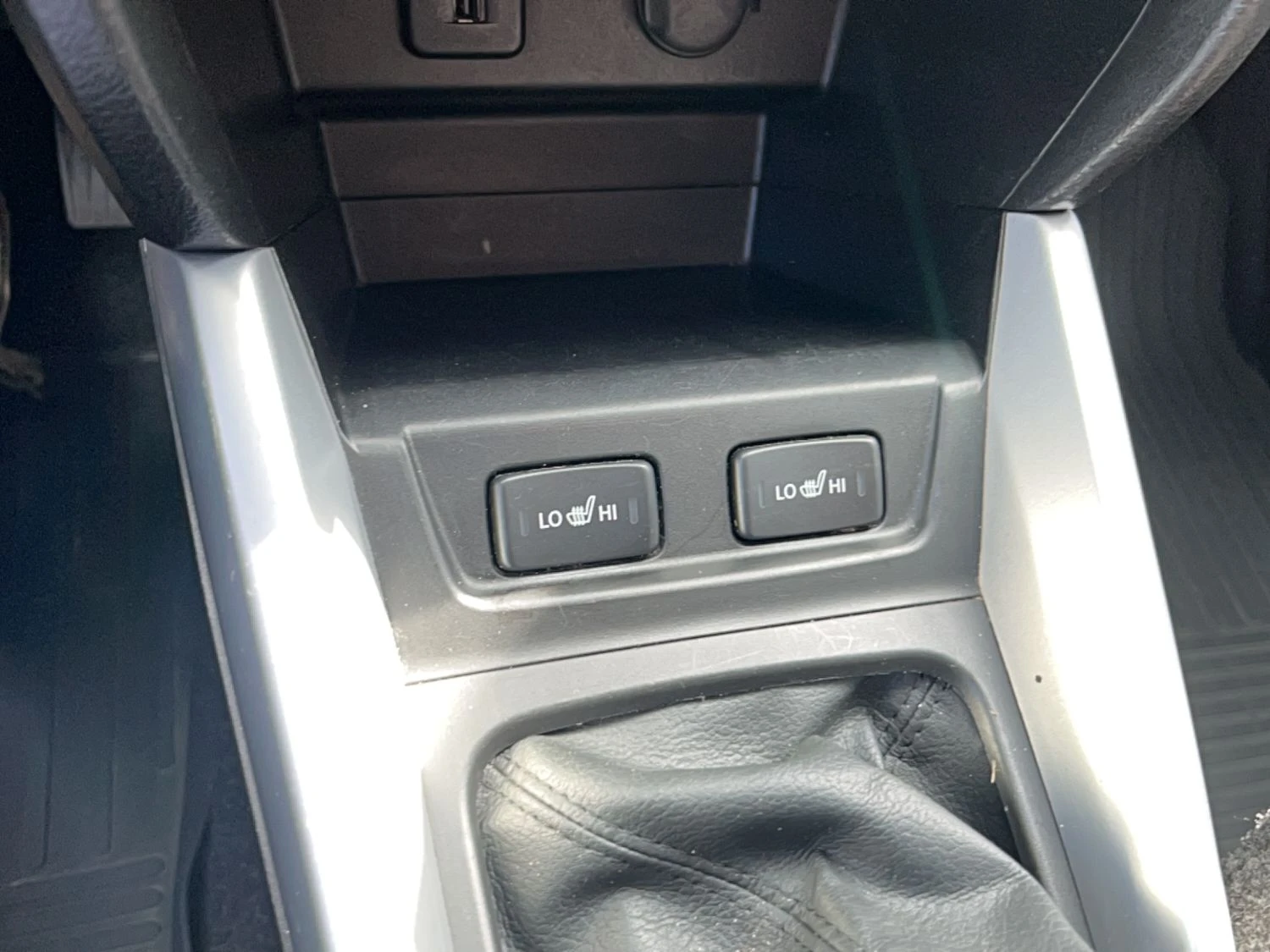 Suzuki Vitara Active 1.6 Дизел, снимка 10 - Автомобили и джипове - 55796125