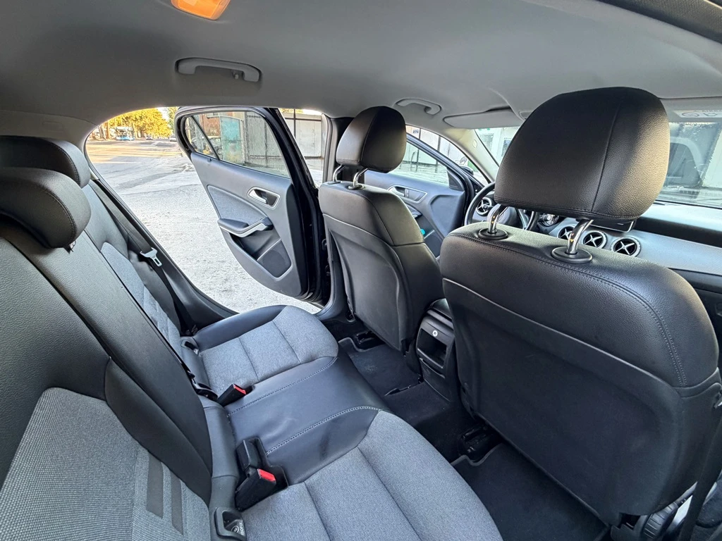Mercedes-Benz GLA 200 4MATIC, снимка 3 - Автомобили и джипове - 56142061