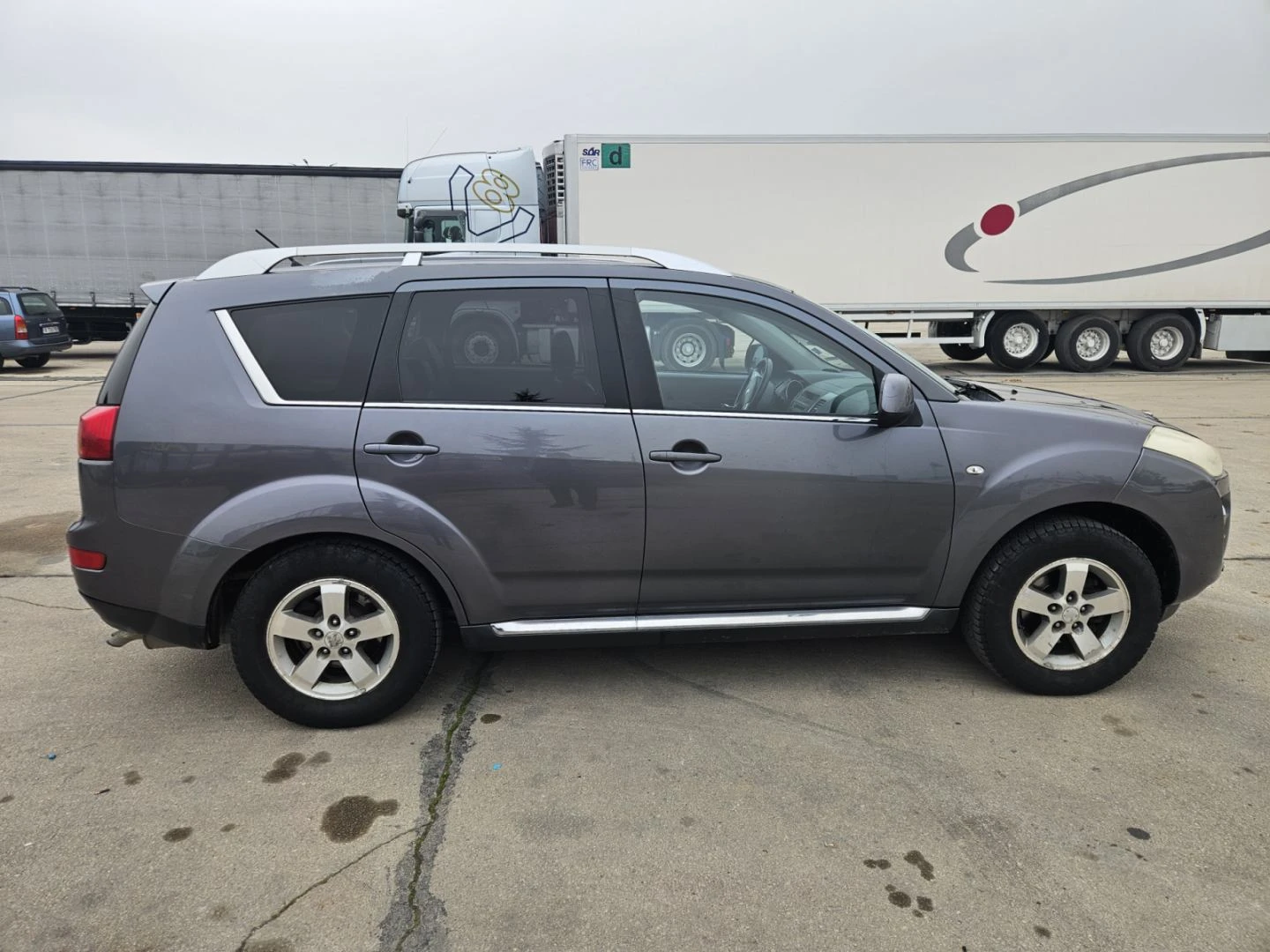 Peugeot 4007, снимка 8 - Автомобили и джипове - 56374738