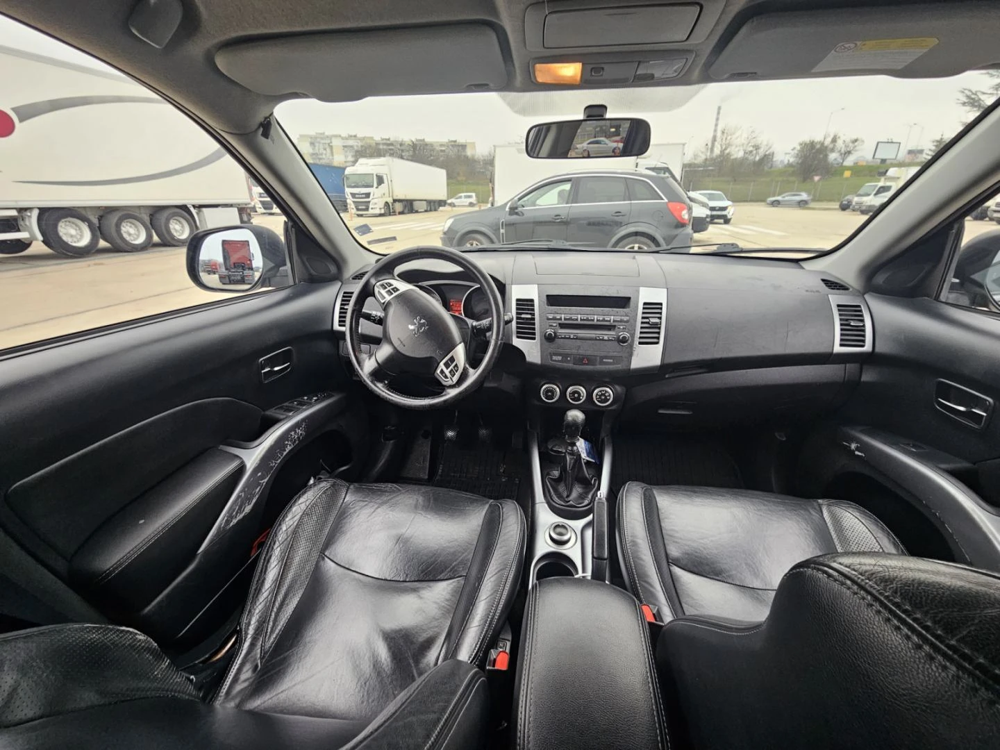 Peugeot 4007, снимка 16 - Автомобили и джипове - 56374738