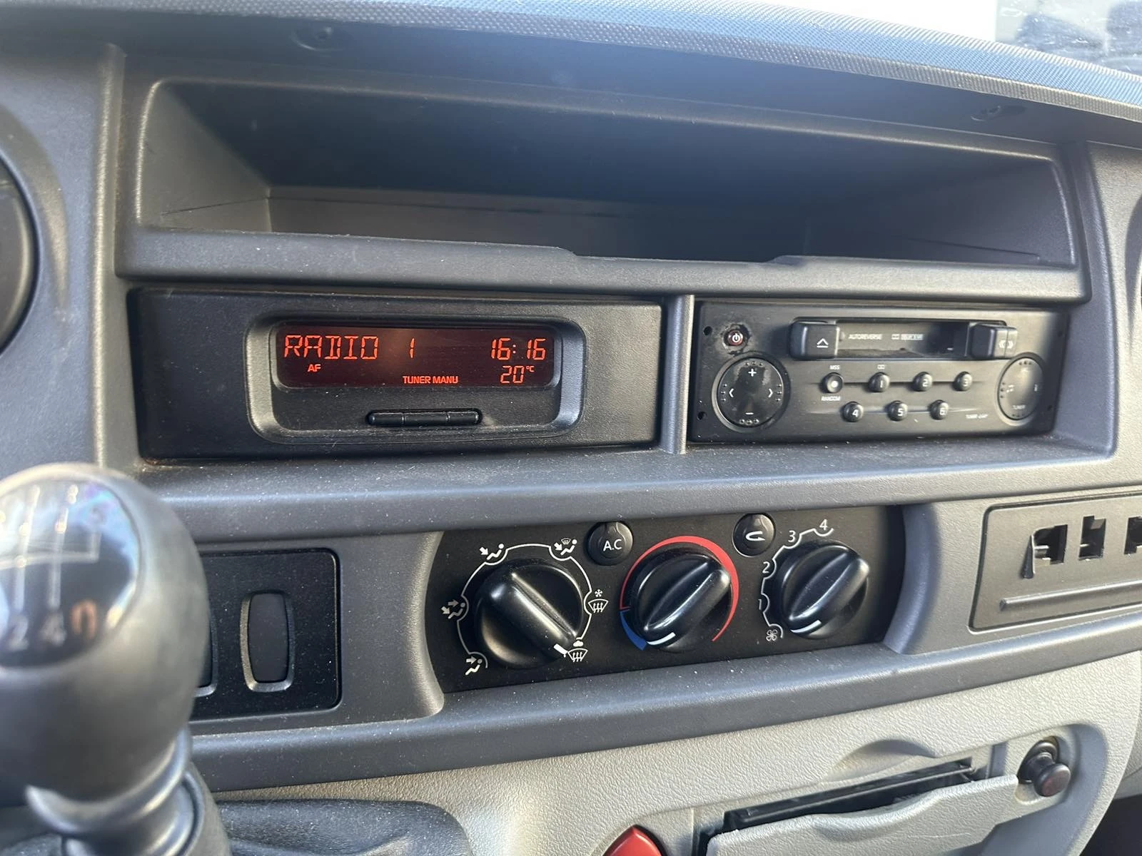 Renault Master 2.5dci - изображение 10