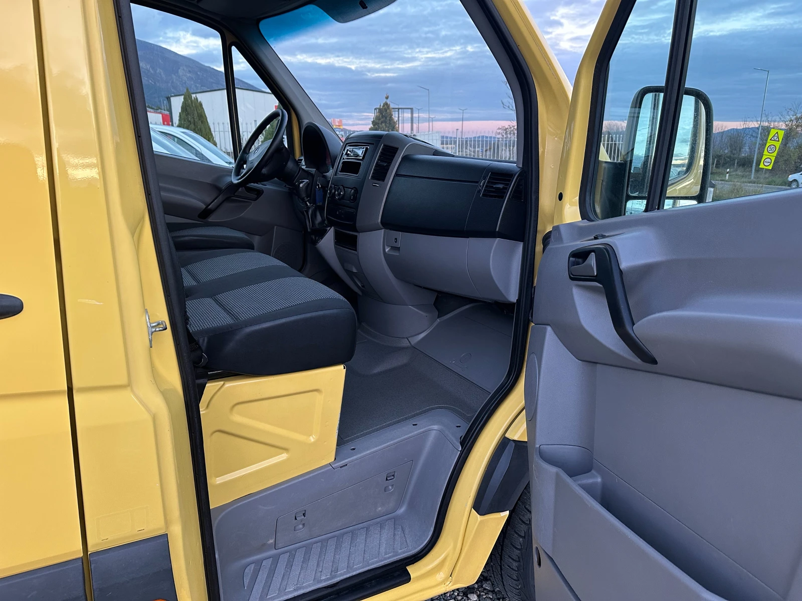 Mercedes-Benz Sprinter 313 7места/клима/темпомат - изображение 9