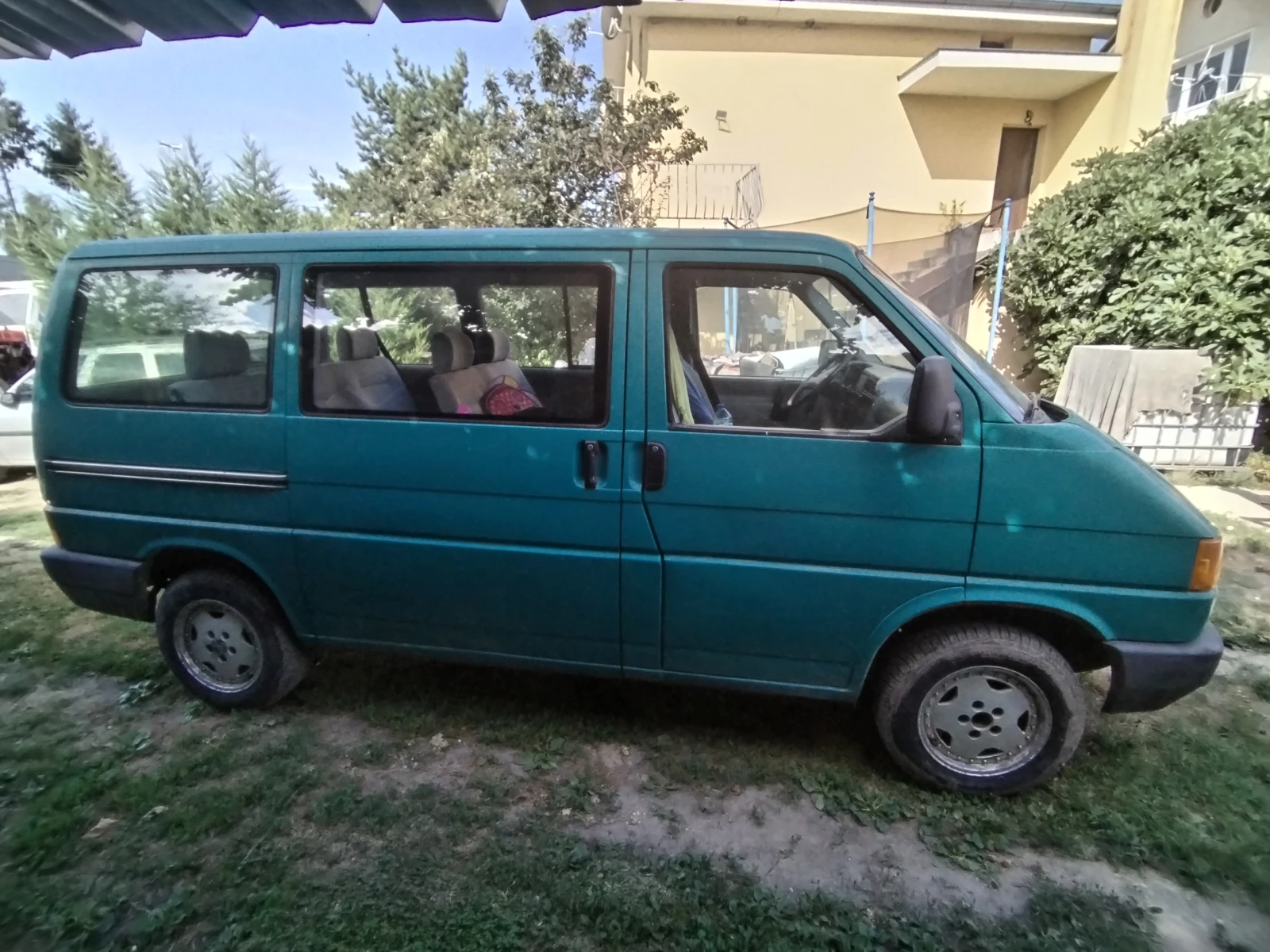 VW Caravelle, снимка 4 - Бусове и автобуси - 55420208