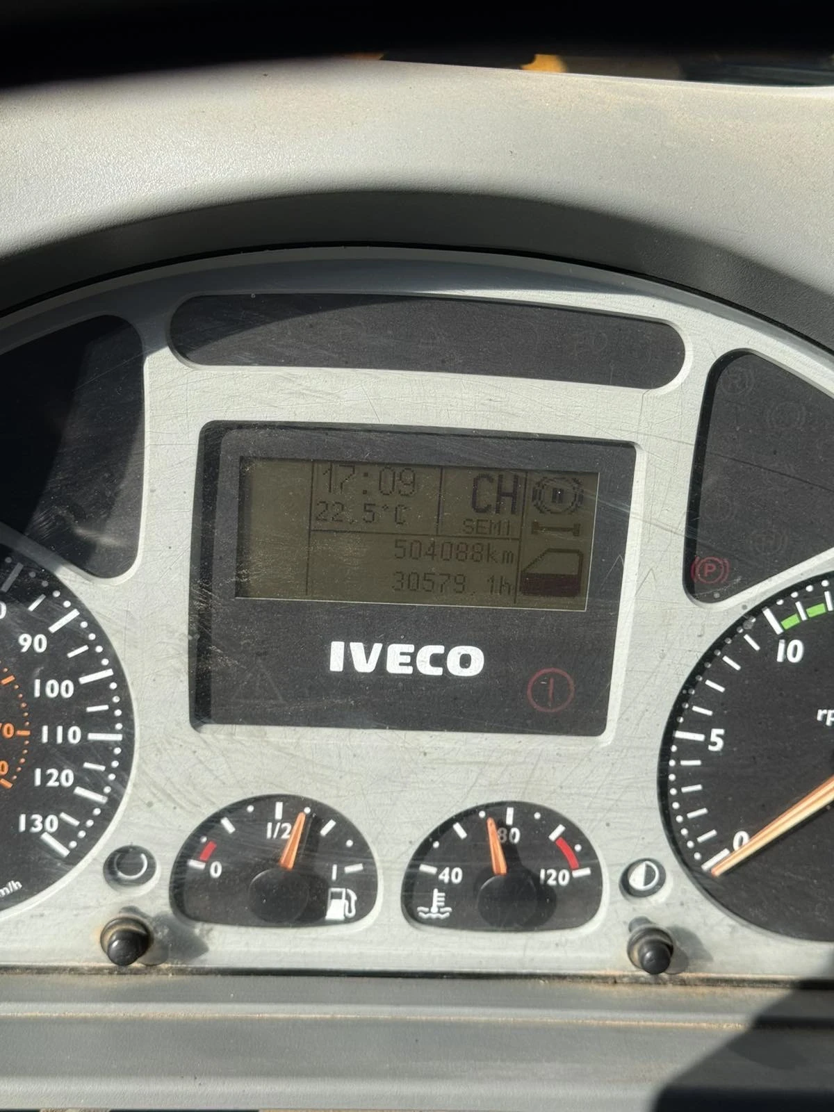 Iveco Trakker, снимка 7 - Камиони - 54697774