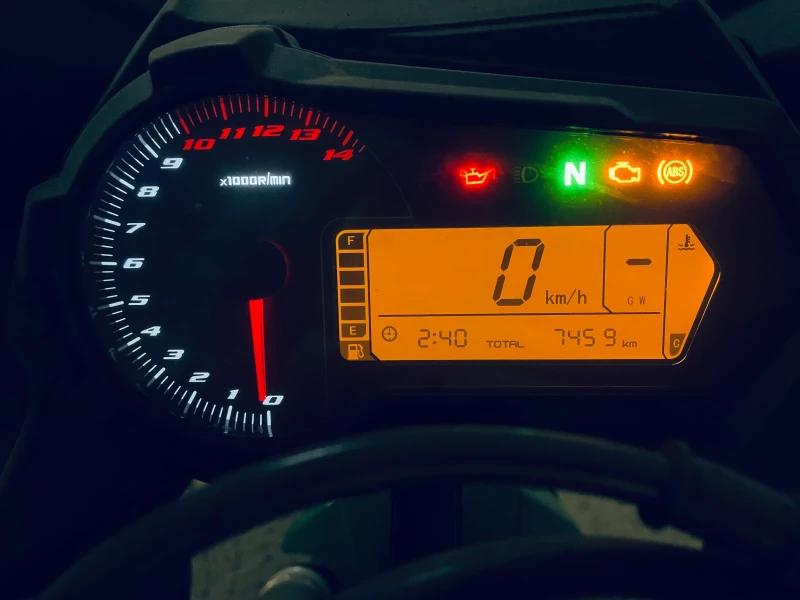 Benelli 304 302 R, снимка 5 - Мотоциклети и мототехника - 53294990