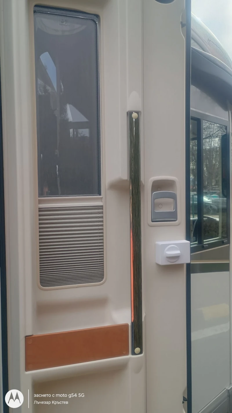 Кемпер Carthago CHIC C-LINE I 4.9, снимка 4 - Каравани и кемпери - 53288615