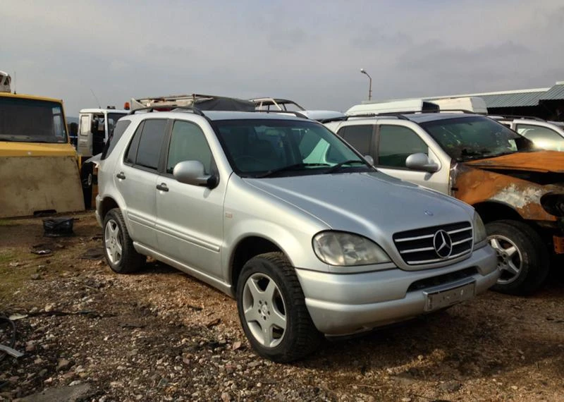 Рама и Каросерия за Mercedes-Benz ML, снимка 1 - Части - 22410982