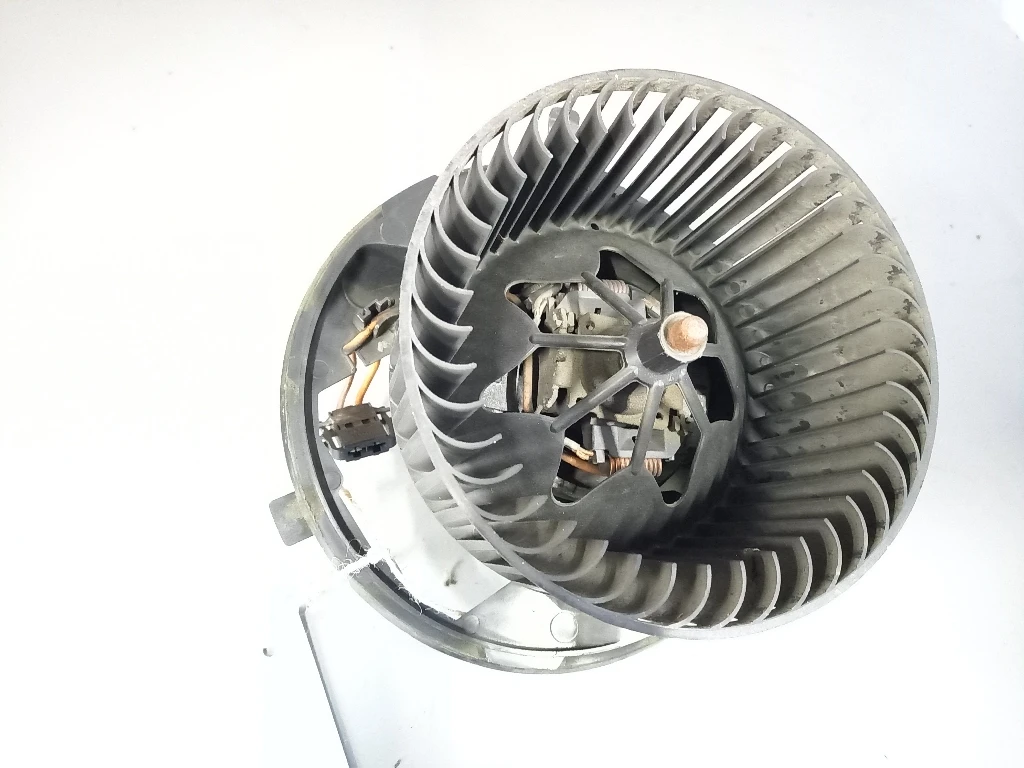 ���������� ����� ���������� ����� �6 2.0���  | Mobile.bg � ����������� 1