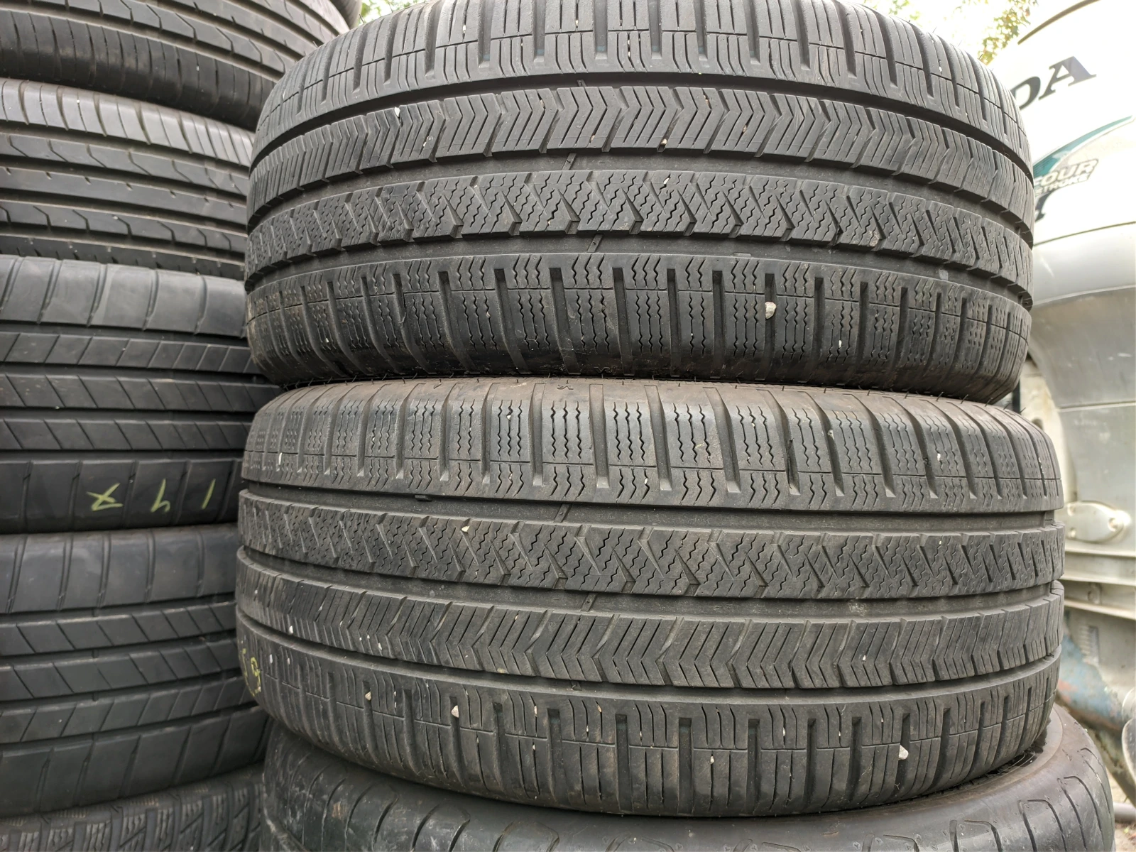 Гуми Всесезонни 215/45R16, снимка 5 - Гуми и джанти - 55491888