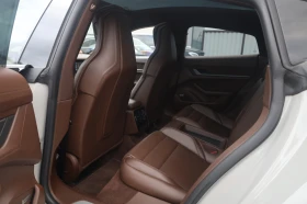 Porsche Taycan 4S MATRIX Luft 360 PANO BOSE Chrono SzH #iCarbg, снимка 9