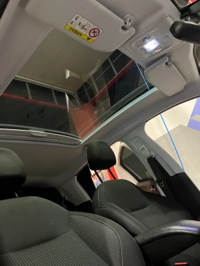 Peugeot 208, снимка 12
