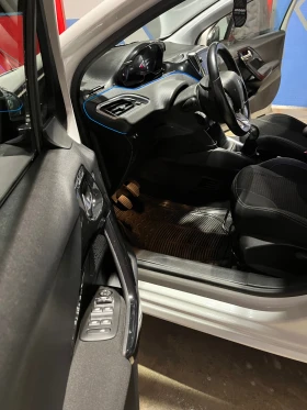 Peugeot 208, снимка 8