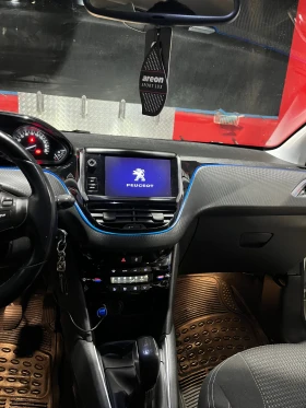 Peugeot 208 - 7600 € / 14864.31 лв. - 49300779 13