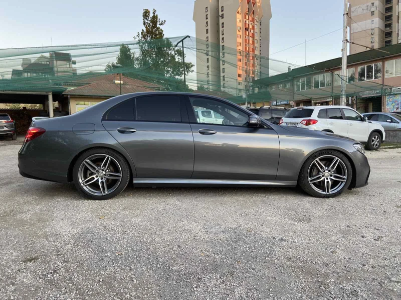 Mercedes-Benz E 220 AMG, 9G-tronic, 4x4, снимка 3 - Автомобили и джипове - 47739702