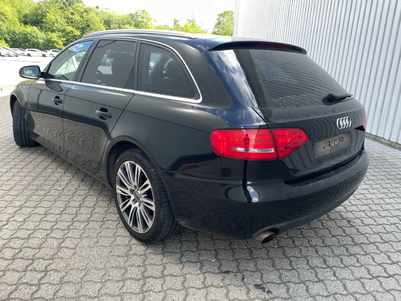 Audi A4 Avant 2.0 TFSI, снимка 3 - Автомобили и джипове - 47399478