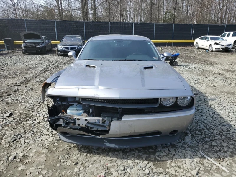 Dodge Challenger 3.6 SXT/101500KM, снимка 8 - Автомобили и джипове - 47262215