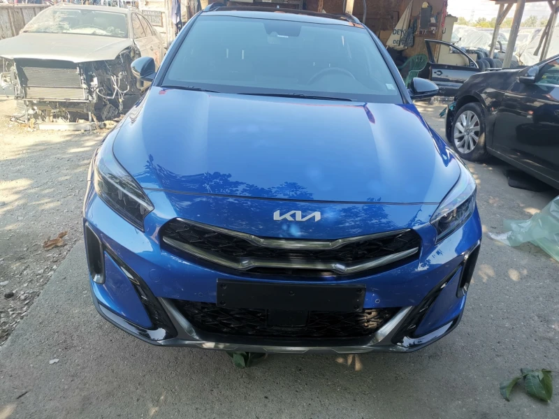 Kia XCeed 1.6i GT line, снимка 3 - Автомобили и джипове - 47393148