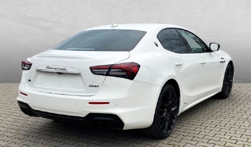 Maserati Ghibli SQ4 = Modena= Nerissimo Гаранция, снимка 2 - Автомобили и джипове - 47763328