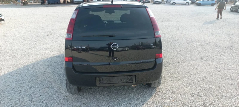 Opel Meriva 1.6i, снимка 4 - Автомобили и джипове - 48135471