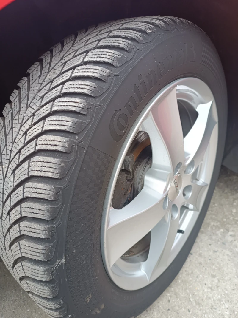 Ford Focus 1.0 i, КОЛЕДНА ПРОМОЦИЯ, ПЕРФЕКТЕН, ЛИЗИНГ , снимка 13 - Автомобили и джипове - 49817624