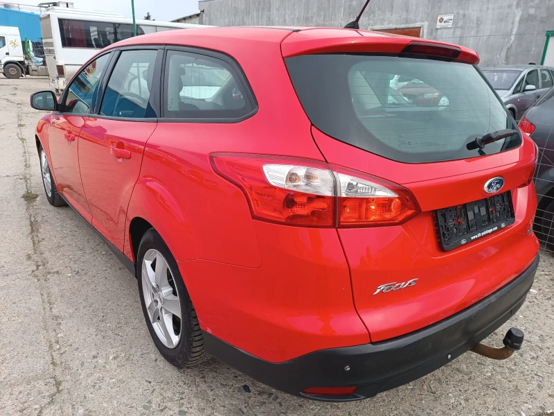 Ford Focus 1.0 i, КОЛЕДНА ПРОМОЦИЯ, ПЕРФЕКТЕН, ЛИЗИНГ , снимка 3 - Автомобили и джипове - 49817624