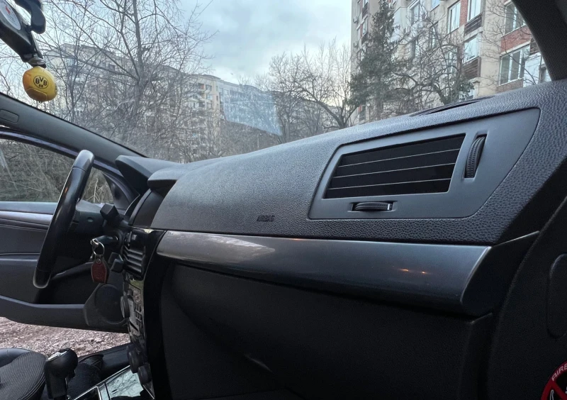 Opel Astra, снимка 3 - Автомобили и джипове - 52632646