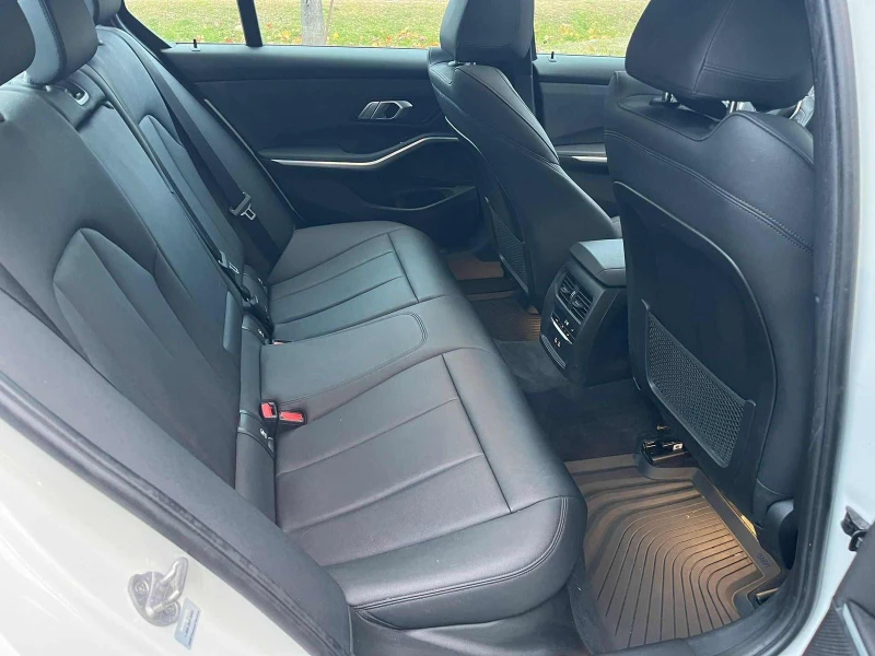 BMW 330 XDRIVE CARFAX АВТО КРЕДИТ , снимка 14 - Автомобили и джипове - 52724934