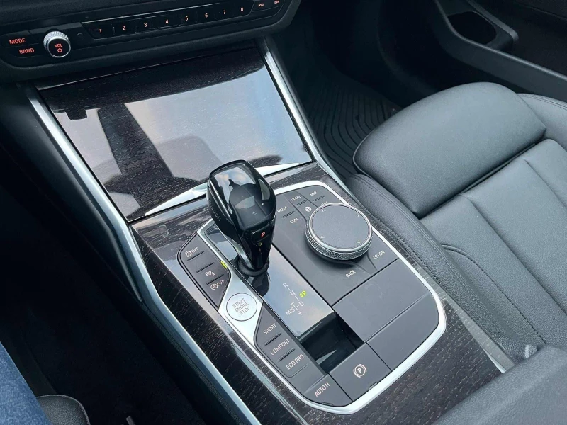 BMW 330 XDRIVE CARFAX АВТО КРЕДИТ , снимка 11 - Автомобили и джипове - 52724934